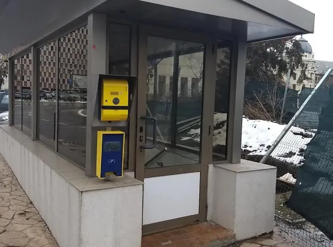 Domum Universitate Dalles - Intercontinental Lägenhet Bukarest